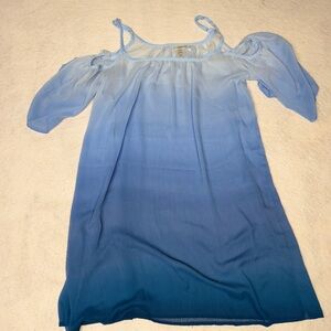 Bleu Rod Beattie Women’s‎ Medium Blue Off The Shoulder Blouse